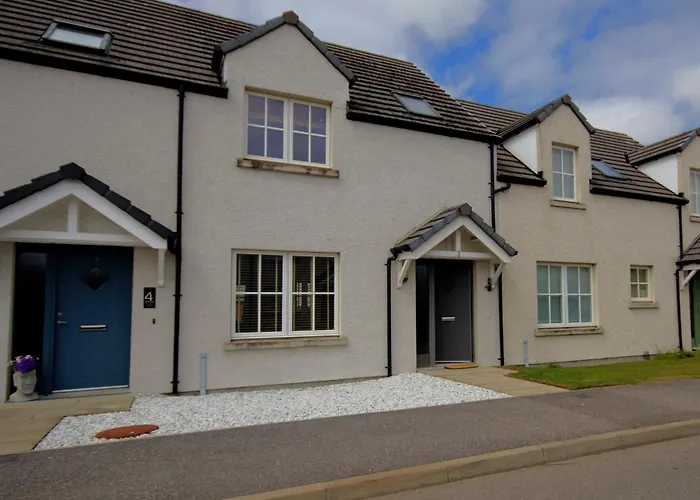 3 Mackay Road, Dornoch