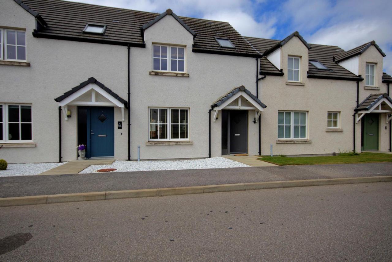 3 Mackay Road, Holiday home Dornoch